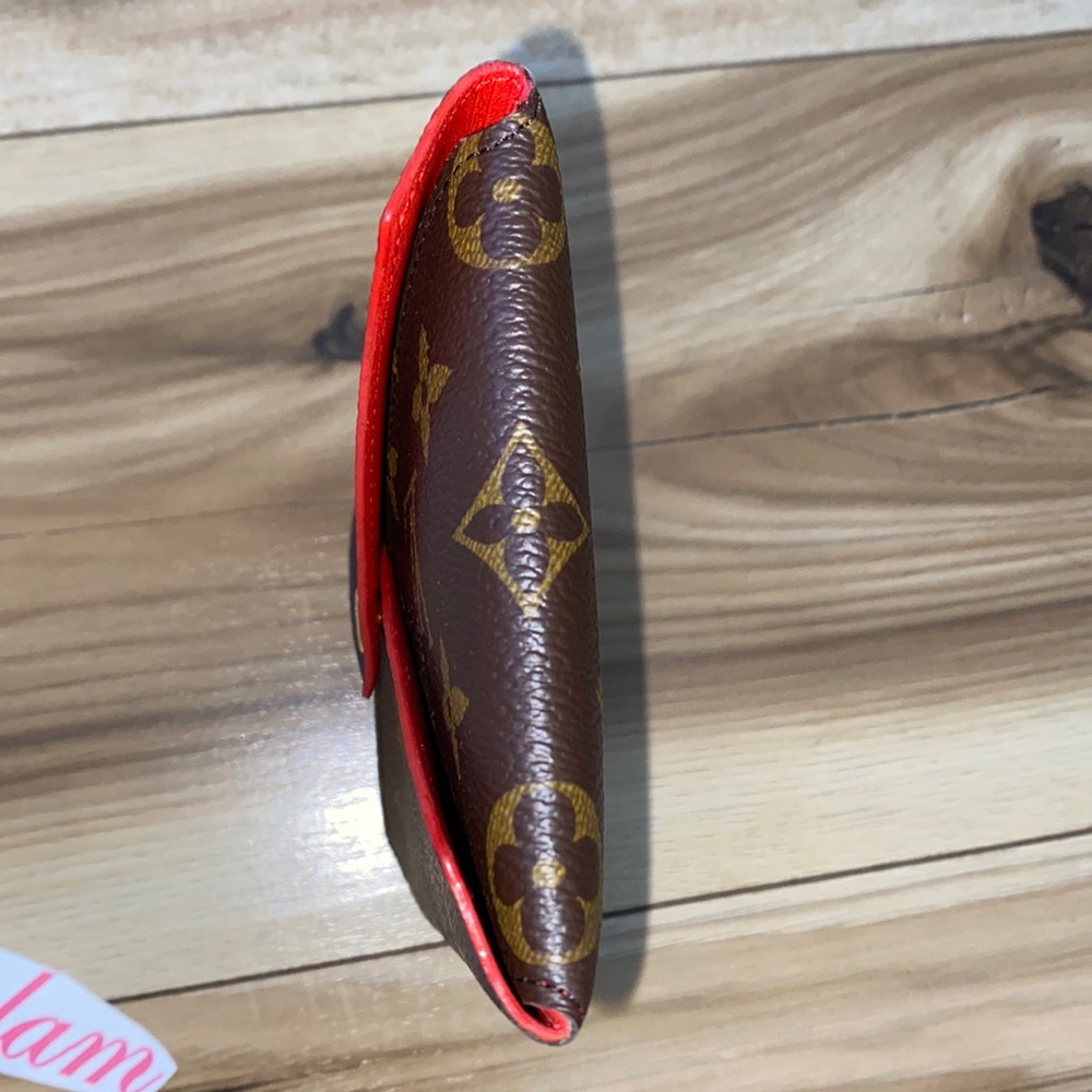 Sold - Picture 5 of 13